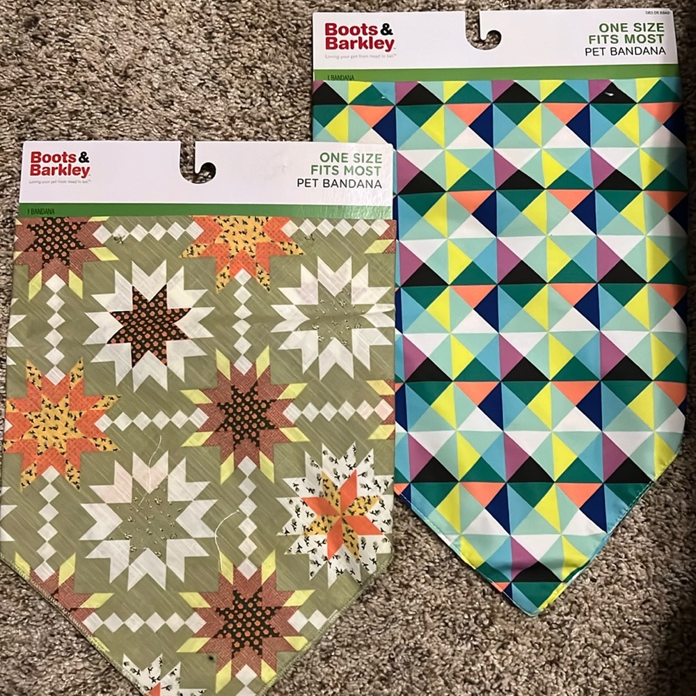 Boots & Barkley pet Bandana set.  NWT. One size fits most.